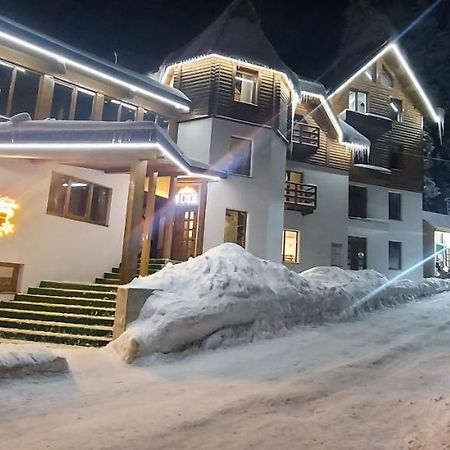U Stozi Hotel Dragobrat Exterior foto